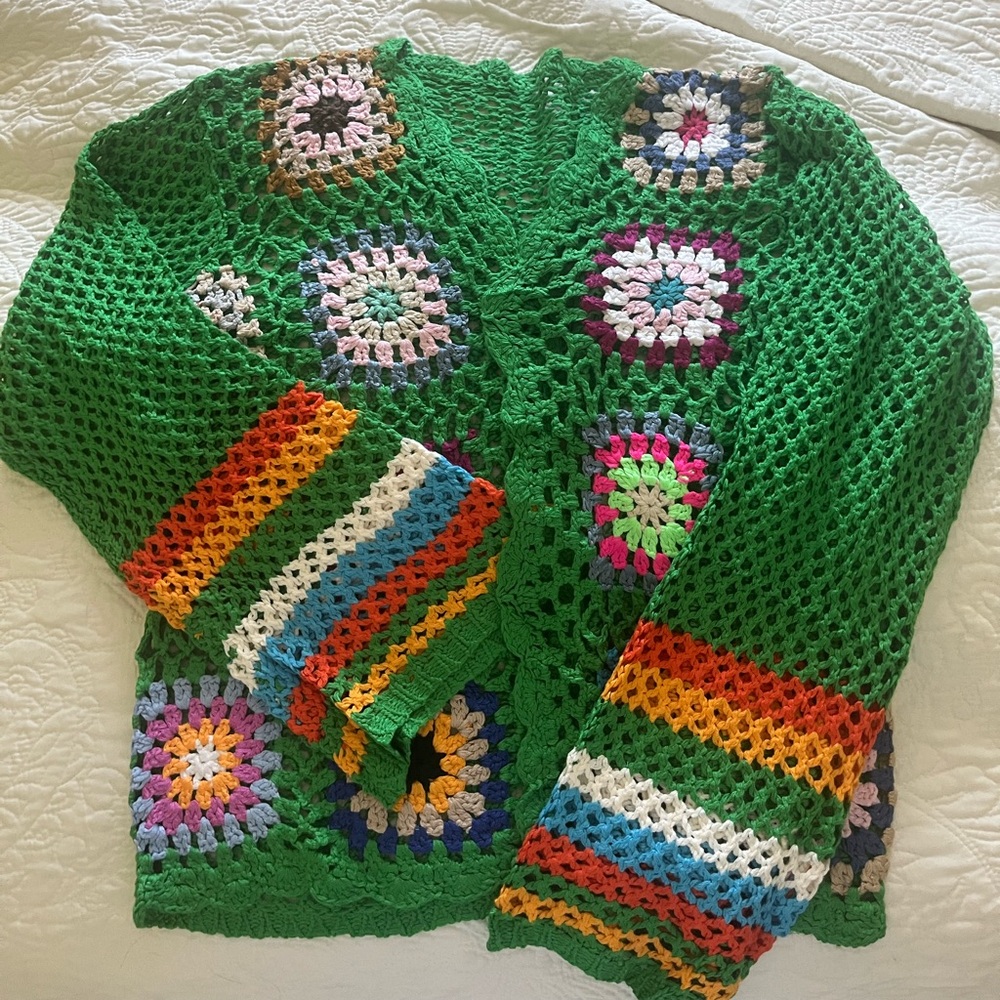 Crochet Cardigan Sweater Beachy Cottage Core NWOT size: Medium (8-10)